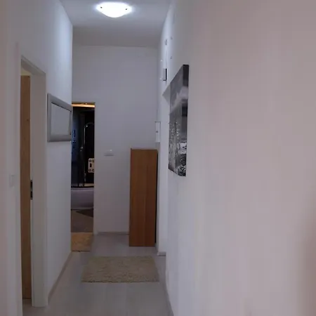 Richi Apartment *