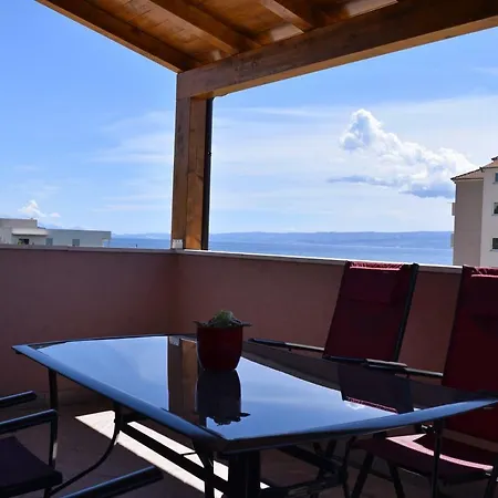 Apartment Richi